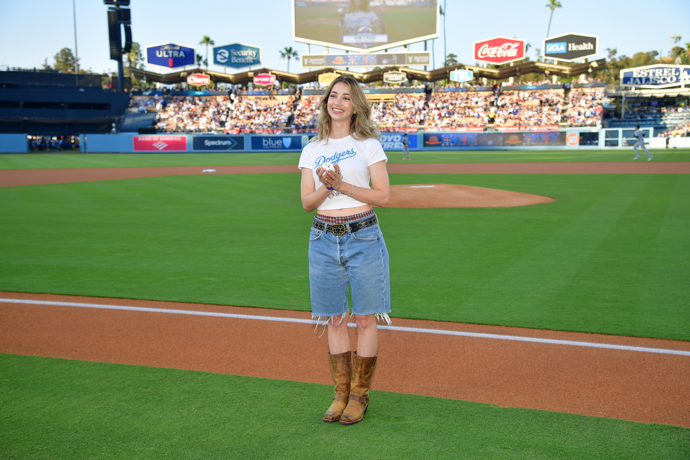 LOS ANGELES, CALIFORNIA - JULY 3: Chicago White Sox vs Los Angeles Dodgers at Dodger Stadium on Thursday, July 3, 2025 in Los Angeles, California. (Gary A. Vasquez/Los Angeles Dodgers)
