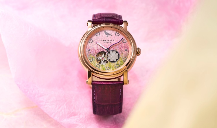 Demon Slayer Mitsuri Kanroji watches